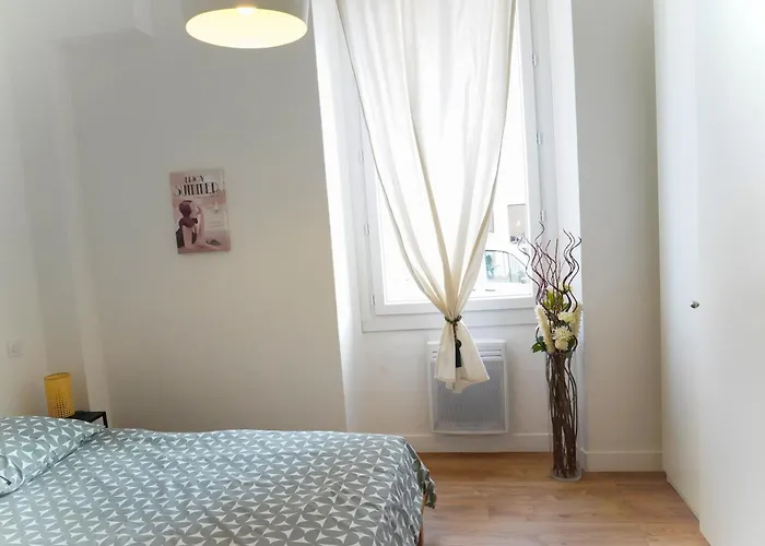 3 Pieces - Centre - Climatise Apartmán Hyères